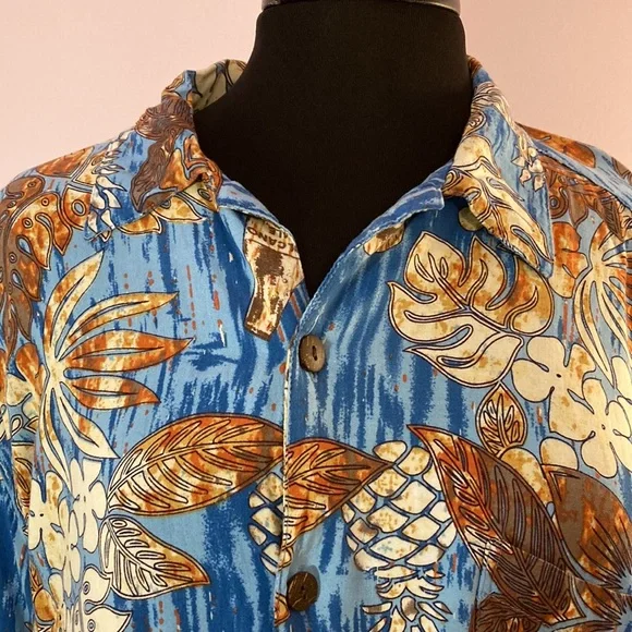 Hawaiian Button Down Shirt - Picture 3 of 7